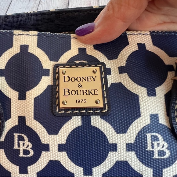 Dooney & Bourke Navy and White Bag - Picture 6 of 14
